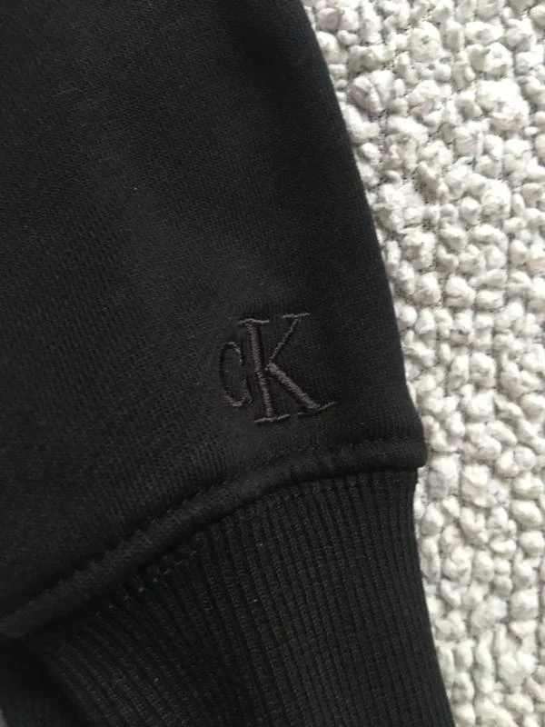 Moletom Calvin Klein tamanho M – photo 4